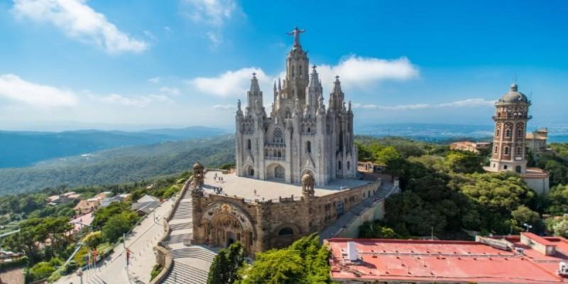 Healthy and Affordable Ways to Experience Barcelona